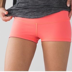 EUC Lululemon boogie shorts sz 2